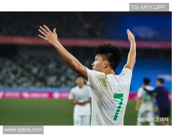 全运会回顾:上海足球队展现速度优势与战术灵活性 全运会回顾:上海足球队展现速度优势与战术灵活性